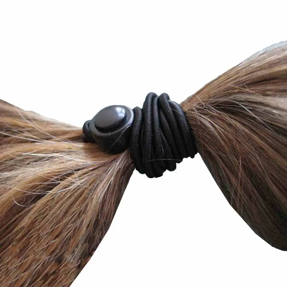 1 Up One Handed Hair Tie In Hair