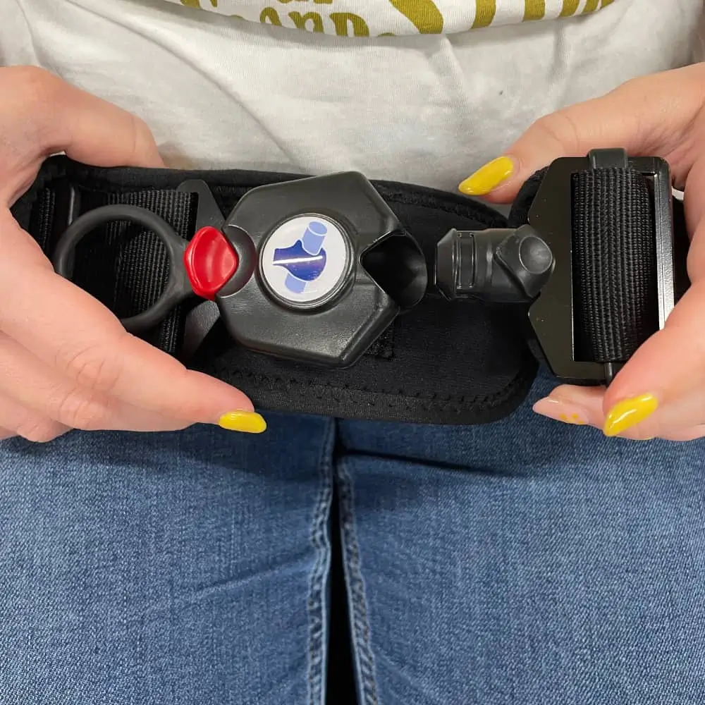 Adult Buckling The Soloc Connect Lap Belt