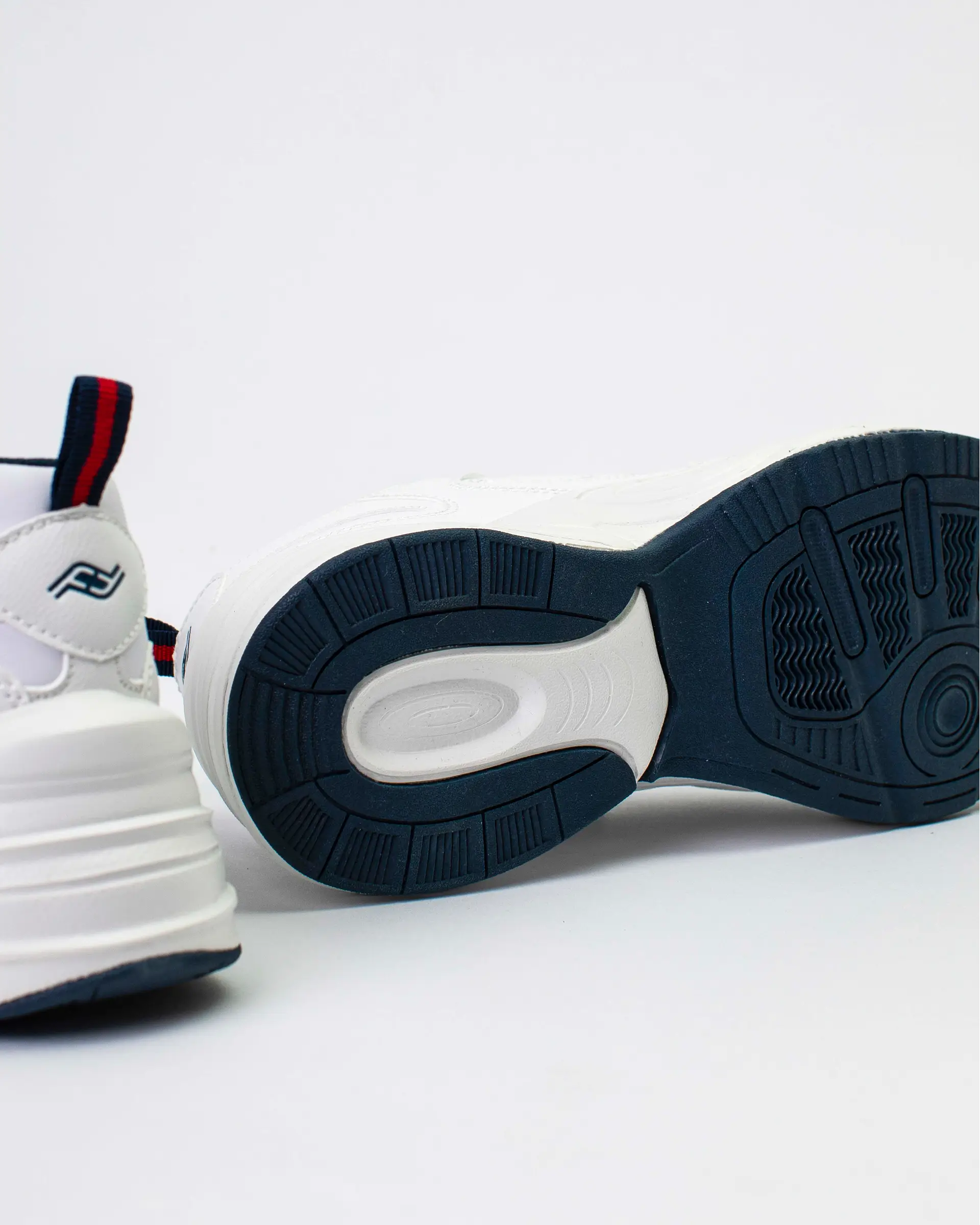 Sole View Of Tenease White