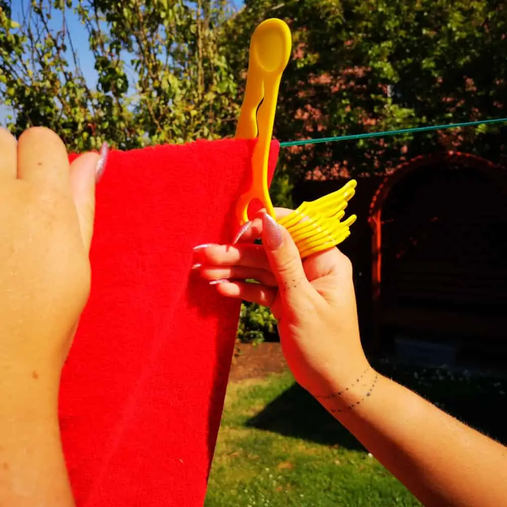 Wiggly Pegs Keeping Towel In Place